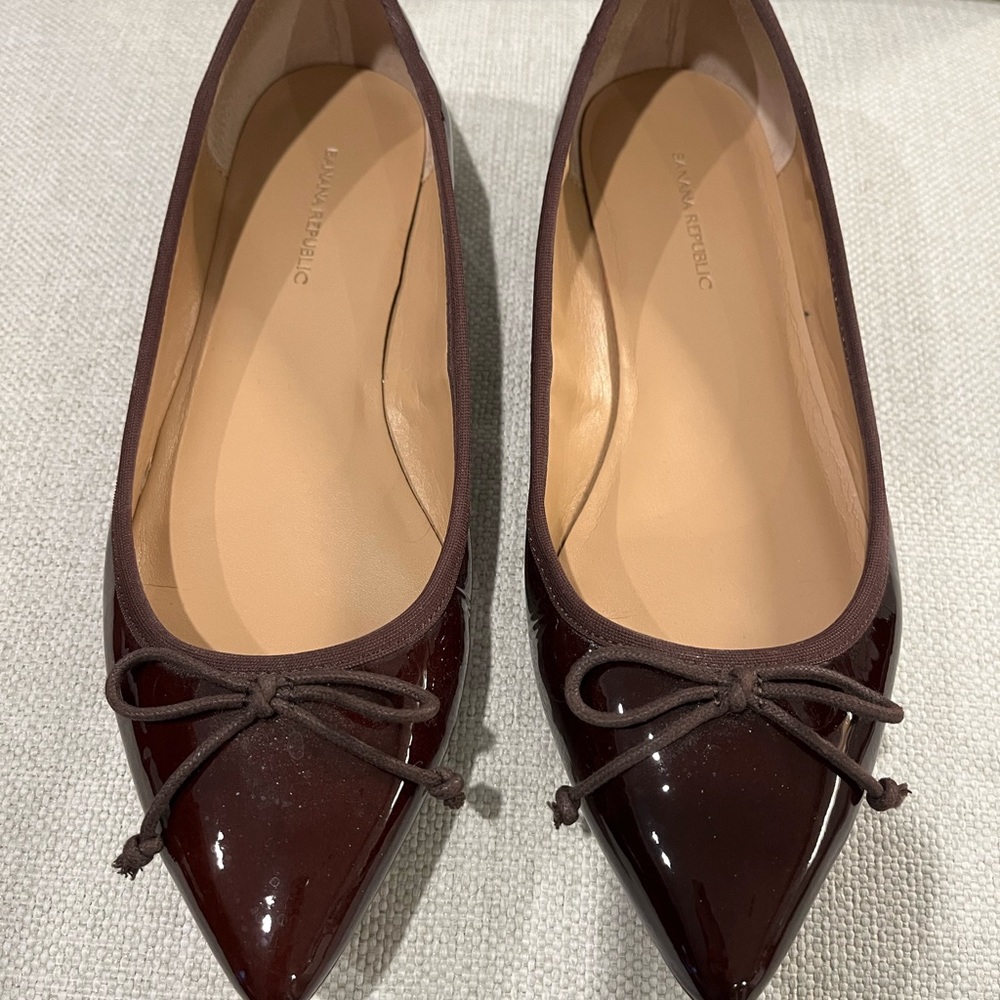 Banana Republic Patent Leather Flats 9 1/2